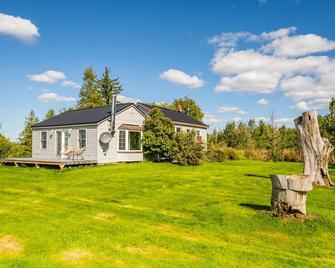 Globalstay. Cozy Cabin 300m Lake Erie - Dunnville - Edificio