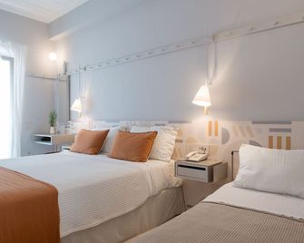 Argonauta Hotel - Parikia - Kamar Tidur