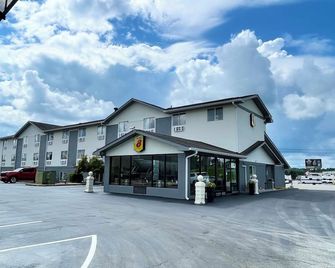Super 8 by Wyndham Corbin/London KY - Corbin - Gebäude