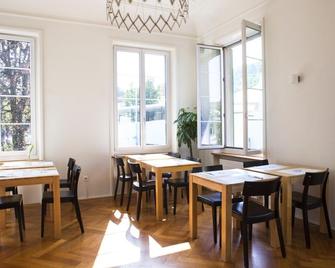 Guest House Dieci allo Zoo - Zurich - Restaurant