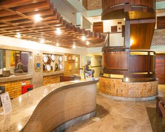 Pizzato Praia Hotel - Natal - Recepción
