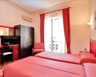 Hotel La Playa - אלגרו - חדר שינה