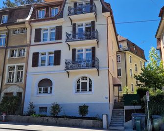 Zh Radius - Riesbach Hitrental Apartments - Zürich - Clădire