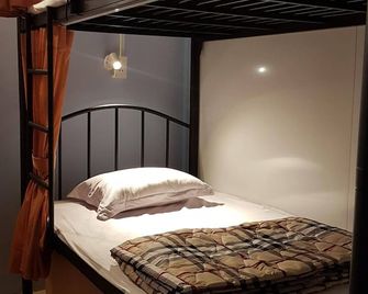 Sky House Homestay - Ho Chi Minh Stadt - Schlafzimmer