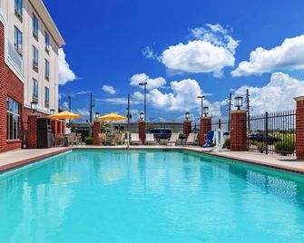 Holiday Inn Express & Suites Shreveport South - Park Plaza By IHG - Shreveport - Pool