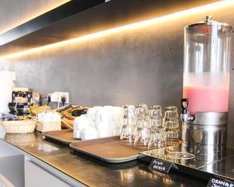 Expressionz Klcc By Wodages - Kuala Lumpur - Bufé