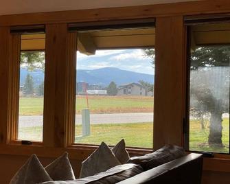 Sky Is The Limit Centrally Located For Big Sky Fun - Big Sky - Balcón