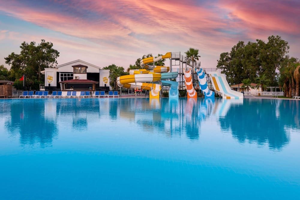 أستيريا فاميلي ريزورت سايد (ٕس يوفوريا بالم بيتش )