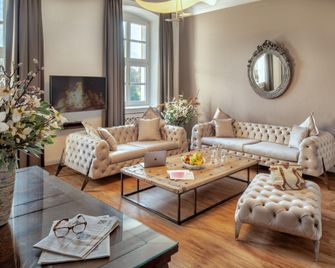 Park Hotel Schloß Rattey - Schönbeck - Lounge