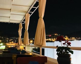 Halikarnas Pansiyon - Bodrum - Balkong