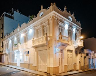 Emblemático F24-Only Adults B&B - Santa Cruz de Tenerife - Edificio