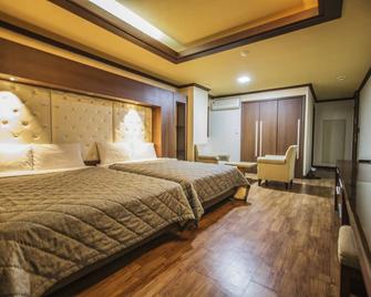 Incheon Airport Hotel Zeumes - Incheon - Bedroom
