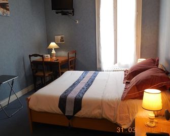 Hôtel Le Petit Château - Malakoff - Ložnice