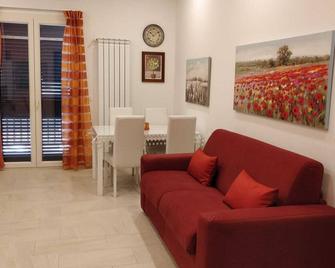House 'La Porta dell'Etna' Nicolosi - Nicolosi - Soggiorno