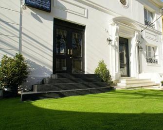Quiral Hotel Boutique - Santiago - Building