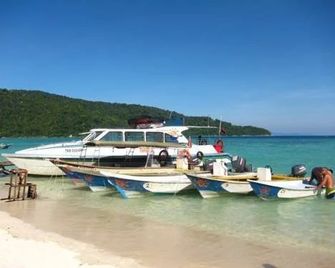 Flora Bay 1 - Pulau Perhentian Besar