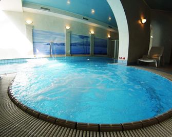 Hotel Villa Marija - Tučepi - Bazén