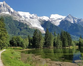 Le Saint Antoine - Les Houches - Vista esterna