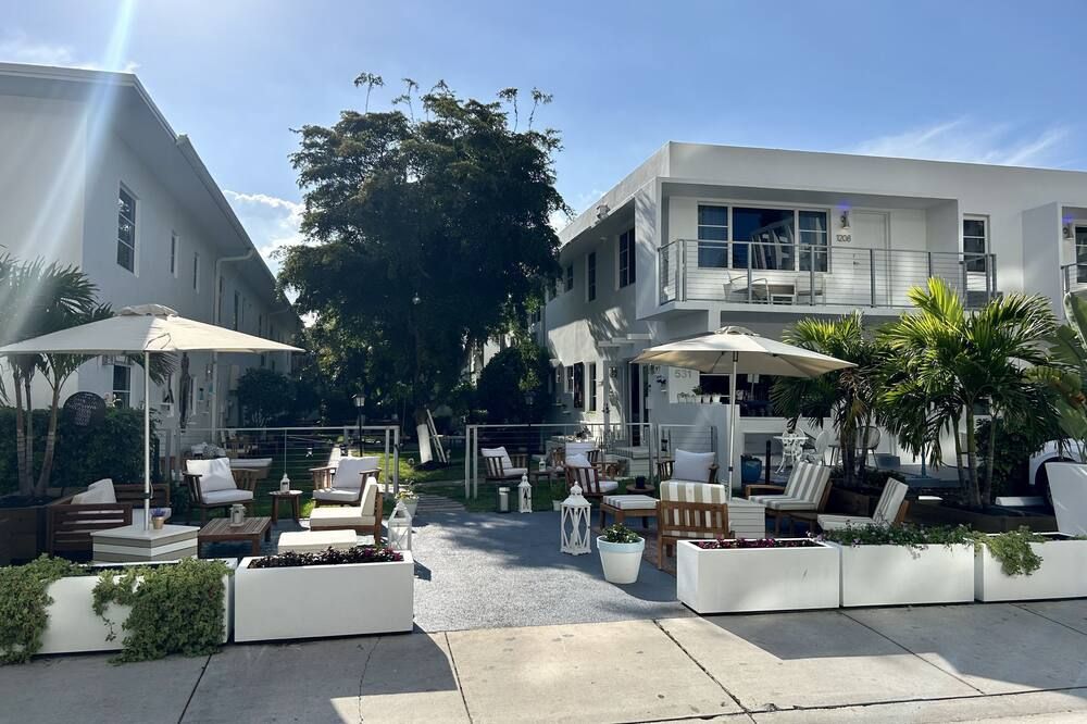 Aqua Hotel - Fort Lauderdale - Patio