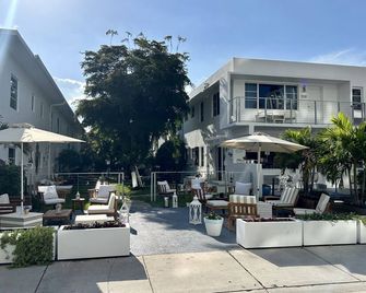 Aqua Hotel - Fort Lauderdale - Patio