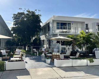 Aqua Hotel - Fort Lauderdale - Patio