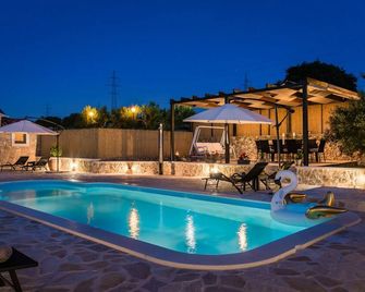 Holiday Home Rider - Šibenik - Pool