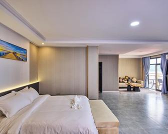 Belau Almond Hotel - Koror - Bedroom