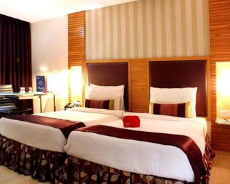 The Purple Leaf Hotels - Secunderabad - Slaapkamer