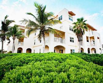 3 bedroom beachfront penthouse with stunning views! - Parrot Cay Island - Gebäude