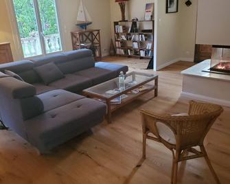 Charming Famillial House with pedestrian access to Village - Venelles - Salon