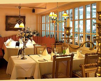 Hotel Meyer - Alter Bergischer Gasthof - Kurten - Restaurante