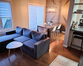 Les Condos de la Montagne 2 - Beaupre - Living room