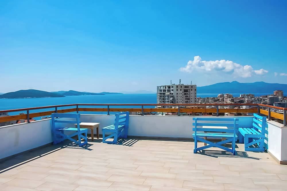 Lazy Roo Hostel Saranda