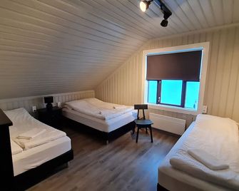 Lava Guesthouse - Вестманнові острови - Спальня