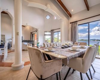 Villas Catalina 7 - Potrero - Comedor