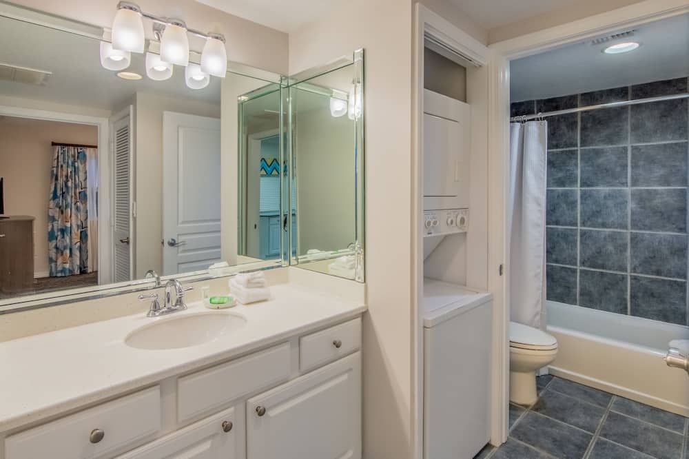 Holiday Inn Club Vacations Panama City Beach Resort By IHG - Panama City Beach - Banheiro