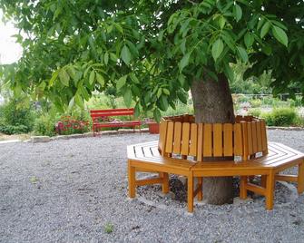 Weinhof am Nussbaum - Markt Einersheim - Innenhof