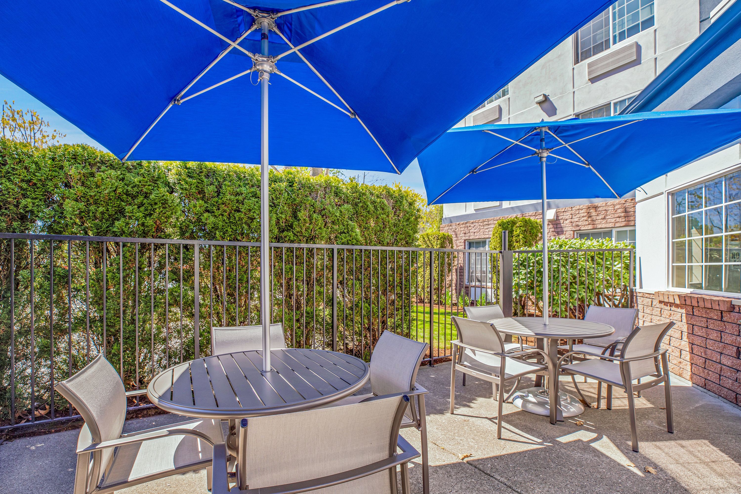 Holiday Inn Express & Suites Portland-Jantzen Beach By IHG - פורטלנד - מרפסת