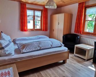Double Room - Holiday at Moses - Schoppernau - Schlafzimmer