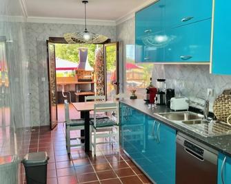 O Cantinho DA RIA - House With Pool and View of the Ria - Murtosa - Cocina