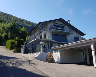 Appartement Semnoz - Vue Lac - Sévrier - Building