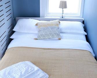 Ideal location! Studio flat in heart of the city - Bristol - Bedroom