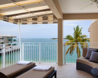 Pier House Resort & Spa - קי ווסט - מרפסת