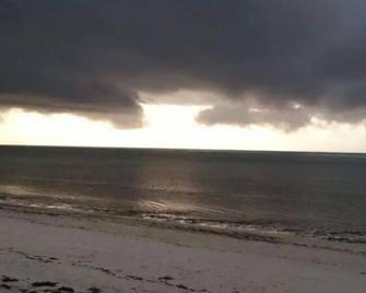 We have affordable lodges close to the beach 5 - Kilifi - Beach