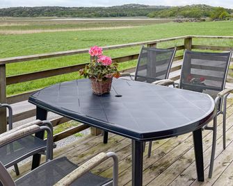 5 Person Holiday Home In Varekil - Varekil - Uteplats