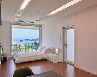 Naro Review Goheung - Goheung - Habitación