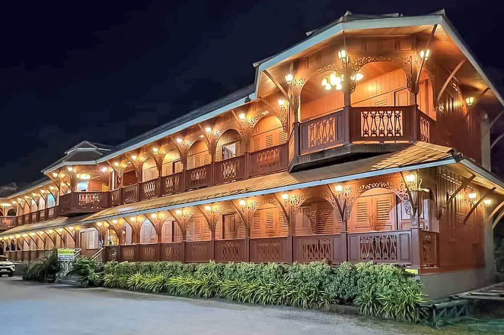 Waraporn Grand Mountain Hotel - Loei - Building