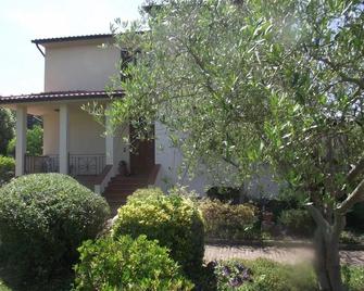 B&B Villa Sabrina - Arezzo - Vista del exterior