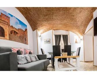 Suite Cáceres - Cáceres - Sala