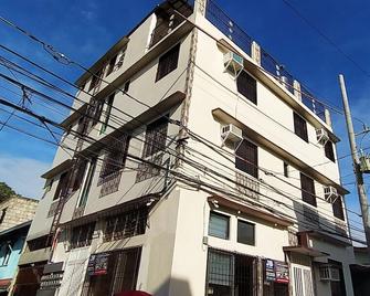 Jb Valdres Apartment - Manila